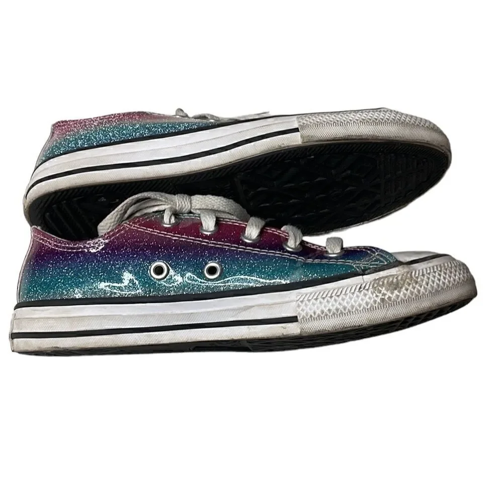 Girl’s Converse All Star Low Top Sparkle Sneakers. Size 2.